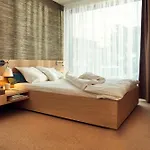 Soulmade 4* Garching bei München