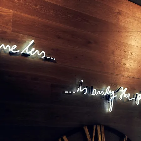 Отель Soulmade Гархинг-бай-Мюнхен